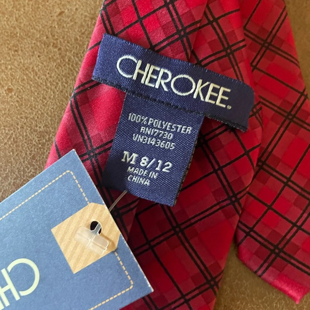 Boys clip on neck tie Vibrant Red Plaid ages 8/10 dressy formal church holiday